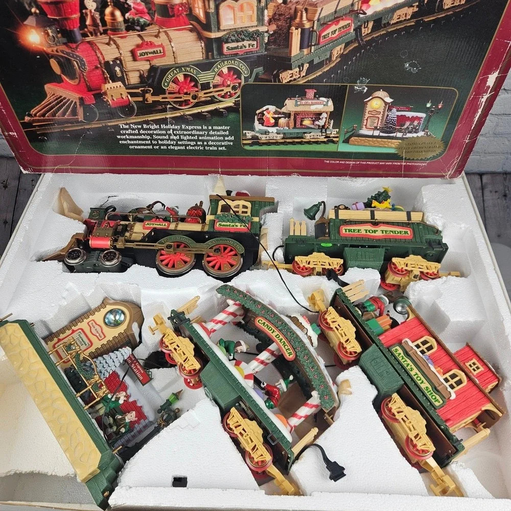 New Bright Musical Holiday Express Electric Animated‎ Train Set No. 386 Santa Fe
